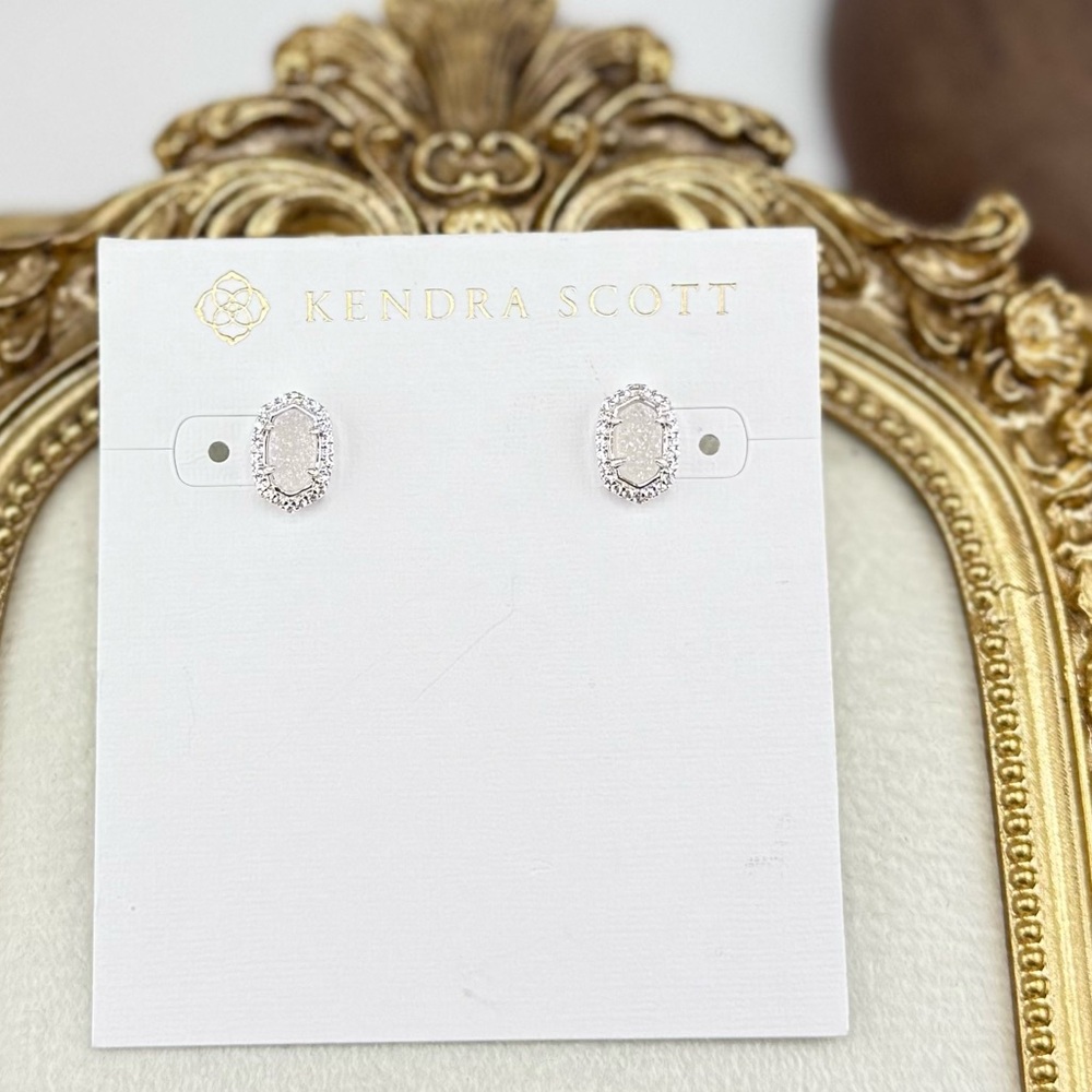 ✨ Kendra Scott Emilie Stud Earrings in Platinum Drusy - Picture 4 of 7